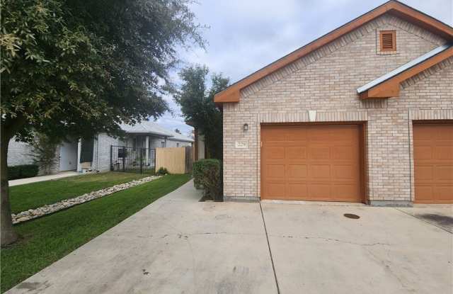 229 Anne Louise Drive - 229 Anne Louise Drive, New Braunfels, TX 78130