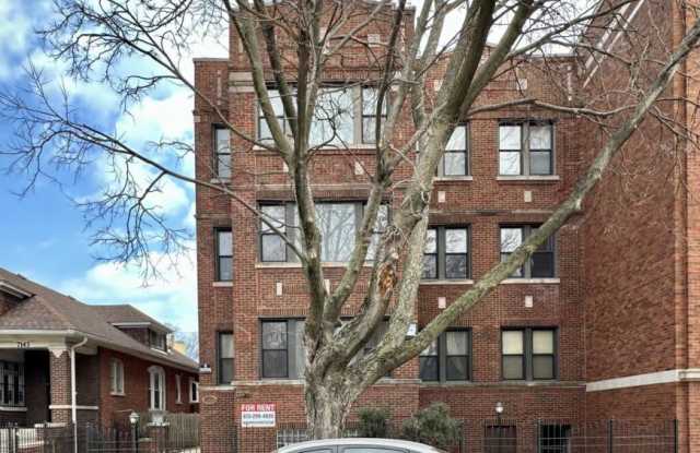 7149 Constance photos photos