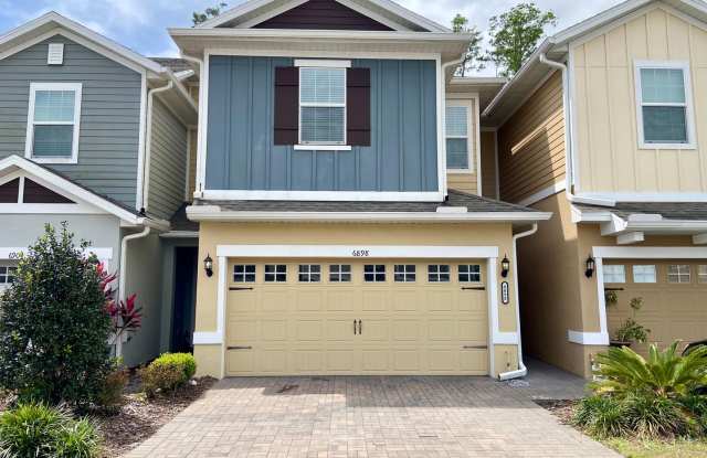 3BD/2.5BA Town Home in Goldenrod Reserve In Orlando - Priced To Rent! - 6898 Tussilago Way, Orange County, FL 32822