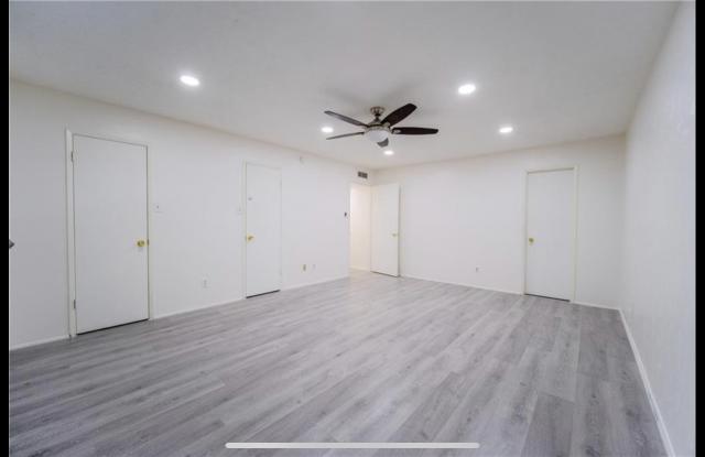 6403 Apache Court Gallery 3