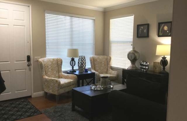 13185 Norfolk Court Gallery 3