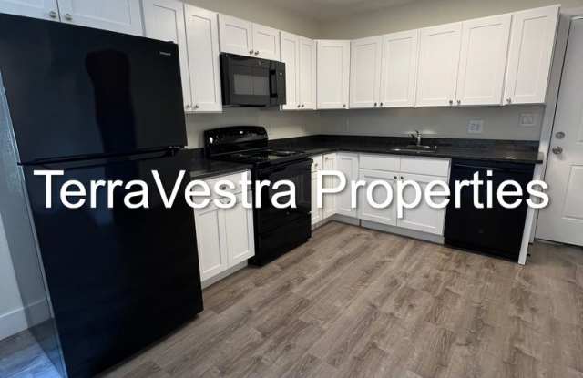 4 Bed / 2 Full Bath in Millville! photos photos