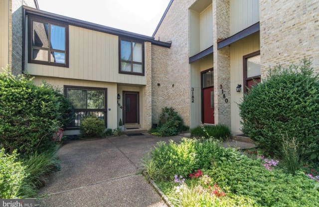 3182 READSBOROUGH CT - 3182 Readsborough Court, Mantua, VA 22031