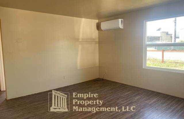 173 North Seneca Road Gallery 3