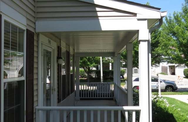 940 SYMPHONY Drive Gallery 2