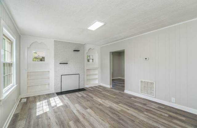 2752 Tarleton Avenue photos photos