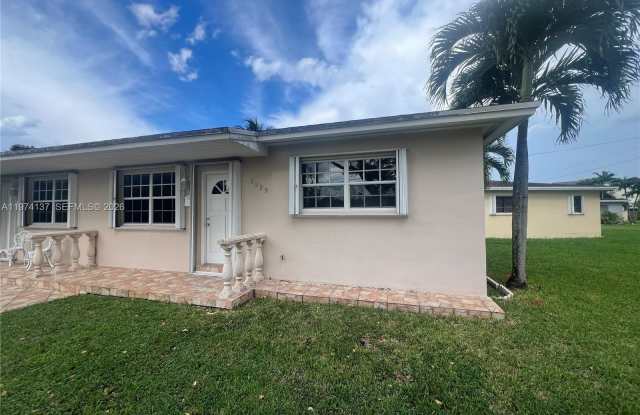 5829 NW 37th St photos photos 5829 NW 37th St photos photos