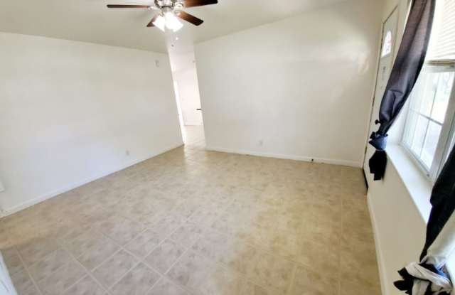 803 Debus Dr Gallery 4