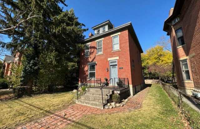 W Starr Ave 70 ONYX photos photos