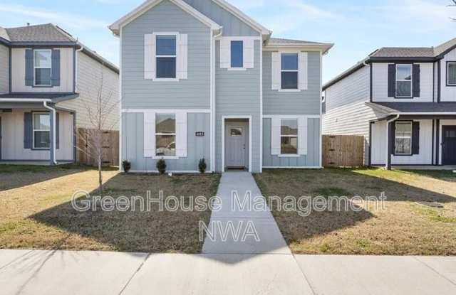 4813 Triangle St photos photos