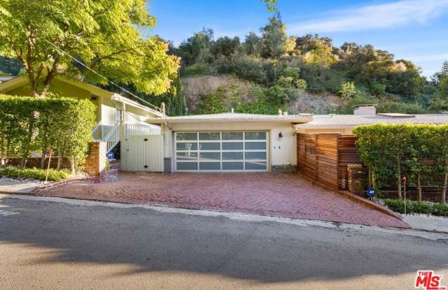 9520 Gloaming Dr - 9520 Gloaming Drive, Los Angeles, CA 90210