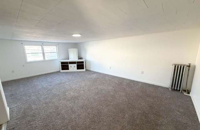 903 Cedar Avenue Gallery 3