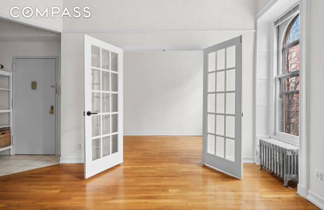 584 Washington Avenue - 584 Washington Avenue, Brooklyn, NY 11238