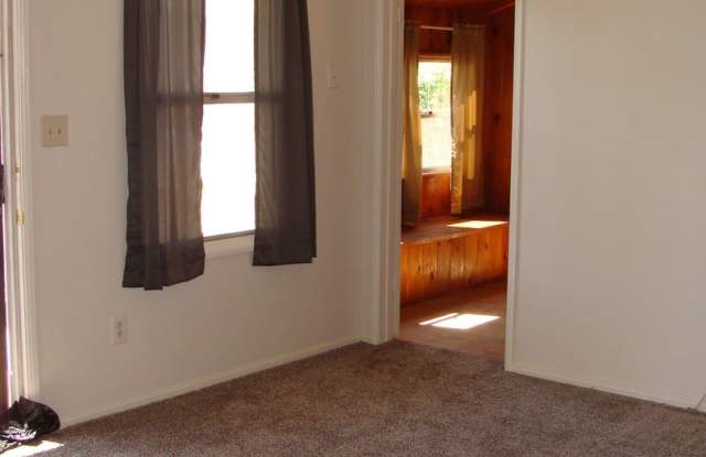 3917 Shirlene Place Gallery 4