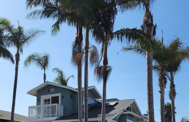 203 Elm Avenue - 203 Elm Avenue, Imperial Beach, CA 91932