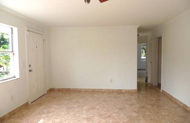1205 Mathis Street Gallery 3