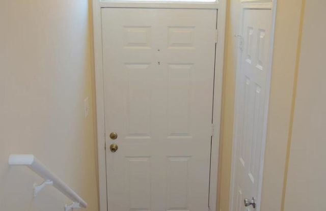 9642 SUTTON GREEN CT Gallery 4