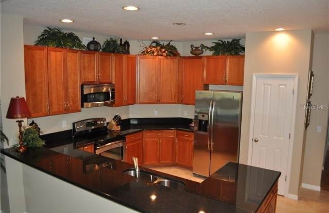 4987 KERNWOOD COURT Gallery 2