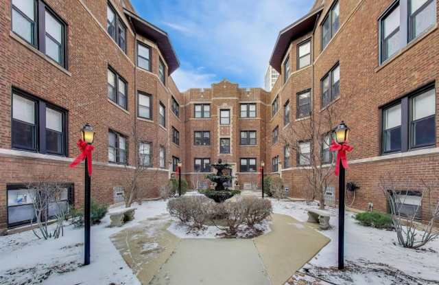 528 W Cornelia Avenue unit: 2N - 528 West Cornelia Avenue, Chicago, IL 60657 528 W Cornelia Avenue unit: 2N - 528 West Cornelia Avenue, Chicago, IL 60657