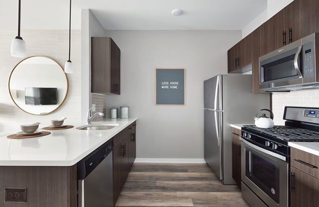 The Link at Aberdeen Station photos photos