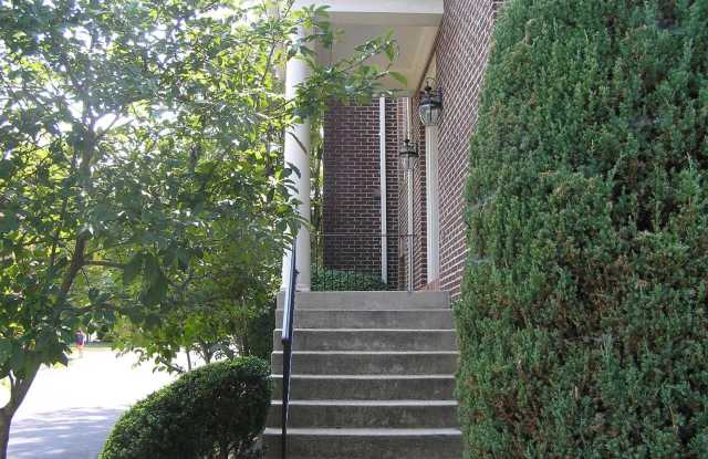 10493 WEST DR Gallery 3