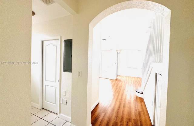 4435 SW 160th Ave photos photos