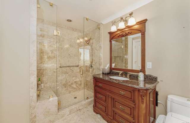 9772 Crestview Circle photos photos