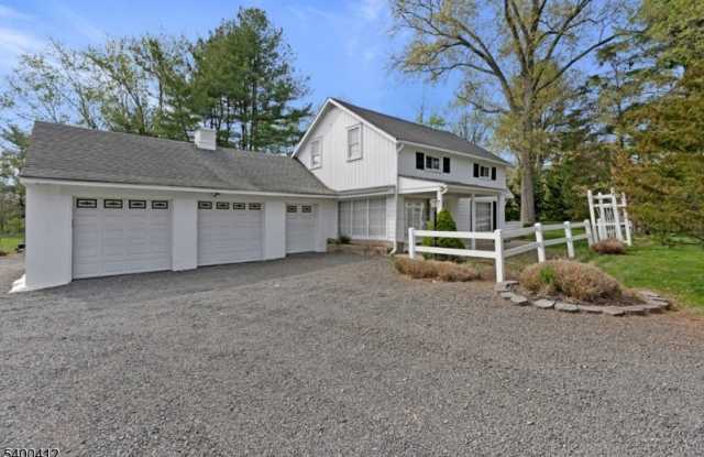 423 Country Club Rd - 423 Country Club Road, Somerset County, NJ 08807