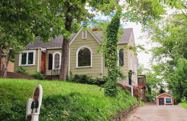 809 Mt. Vernon Circle - 809 Mount Vernon Circle, Chattanooga, TN 37405