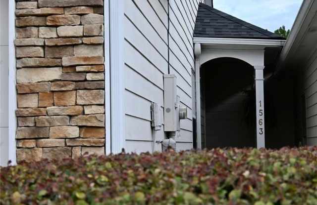 1563 Rachels Ridge NW Gallery 1