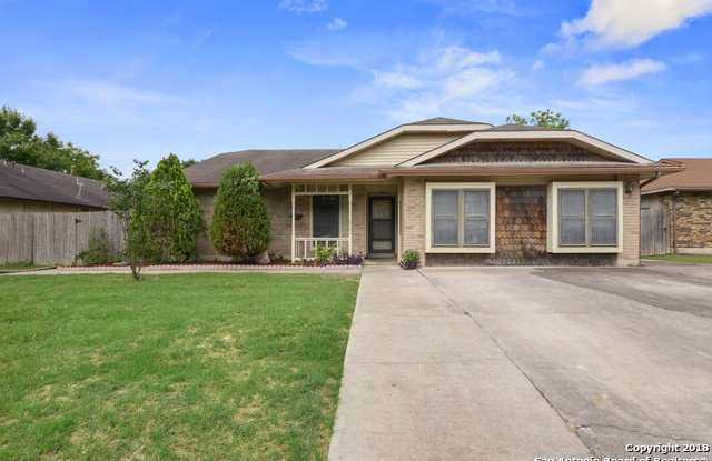 620 WESTOAK - 620 Westoak, Universal City, TX 78148