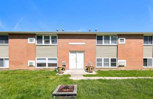 3611-3625 Charlotte Dr photos photos
