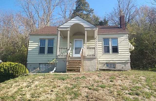 742 Greenmound Road - 742 Greenmound Road, New Richmond, OH 45157