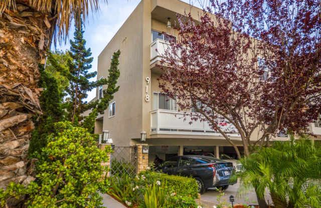 918 7th St. photos photos