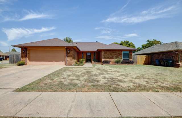 Large 3 Bed 2 Bath In Edmond Schools!! MOVE IN SPECIAL!!! photos photos Large 3 Bed 2 Bath In Edmond Schools!! MOVE IN SPECIAL!!! photos photos