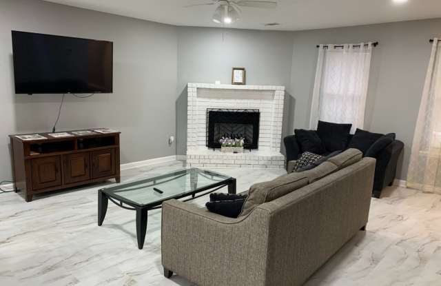 8672 Prather Drive Gallery 2