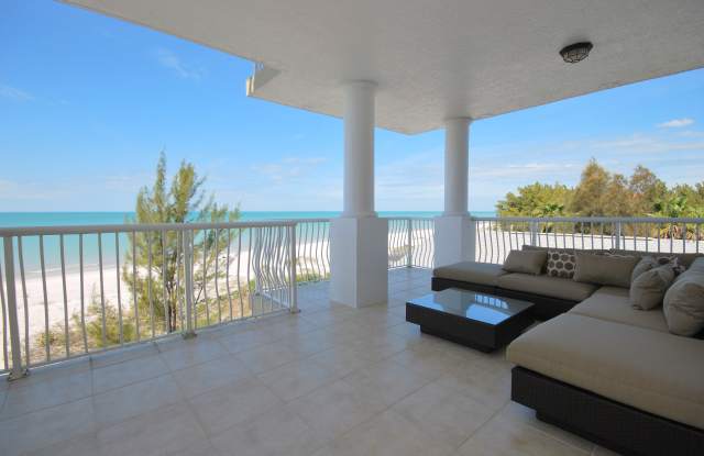 19734 Gulf Blvd Unit 402 Gallery 2