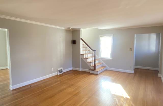 1611 Ferndale Place Gallery 4