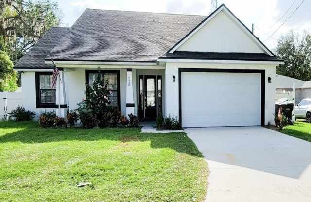 2436 AVENUE D SW photos photos