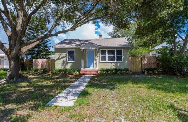 3221 16TH STREET N - 3221 16th Street North, St. Petersburg, FL 33704