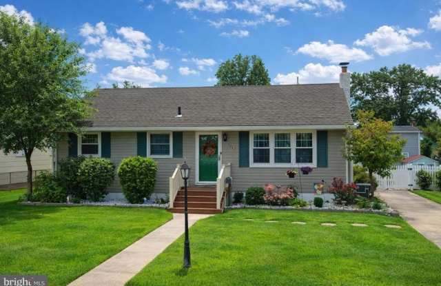 114 PHILLIPS AVENUE photos photos