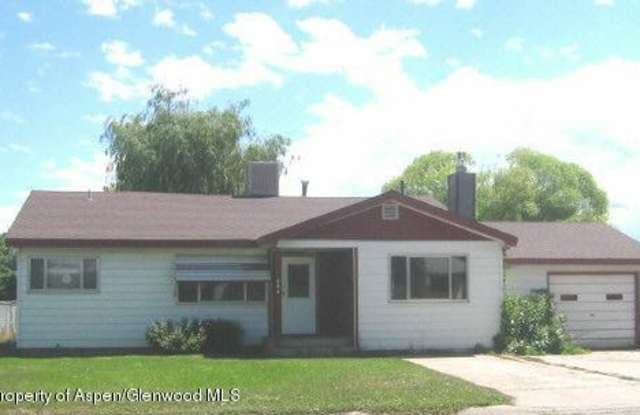 444 Fairway Avenue - 444 Fairway Avenue, Rifle, CO 81650