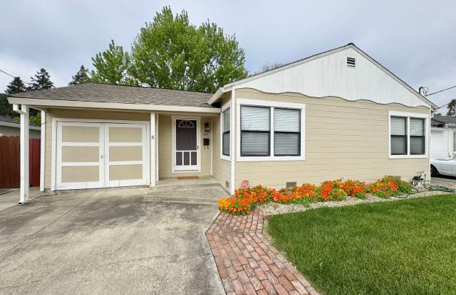 3 Bedrooms, 1 1/2 Bathrooms, Classic Napa Westwood Home photos photos