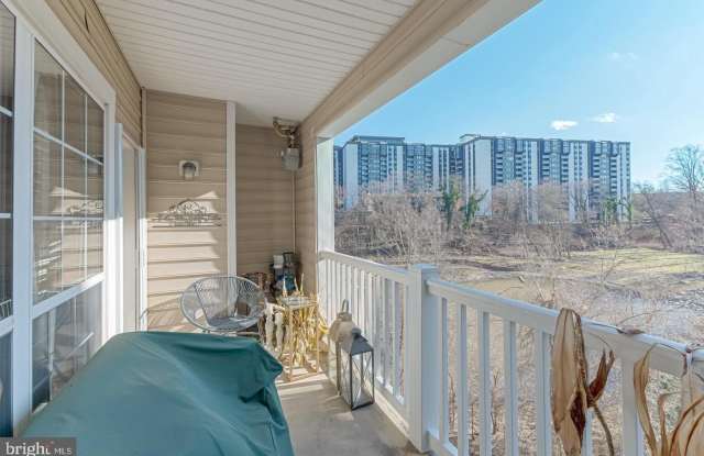 4550 STRUTFIELD LN #2117 Gallery 3