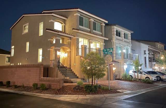 3 Story house 4 bedroom / 3.5 bath, Southwest photos photos