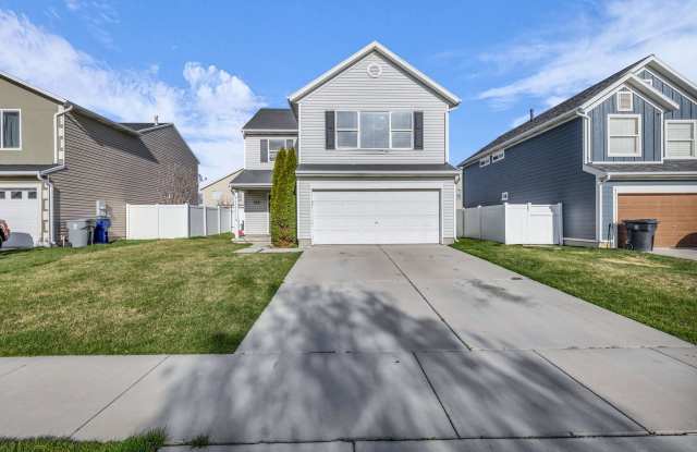 3 Bedroom 2 Bathroom Home in Saratoga Springs!! photos photos