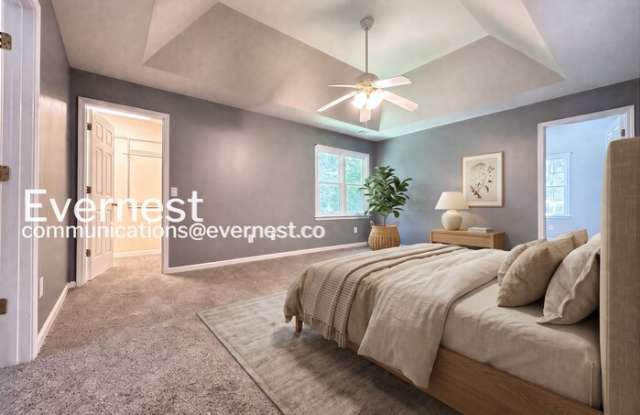 5950 Henley Drive Gallery 4