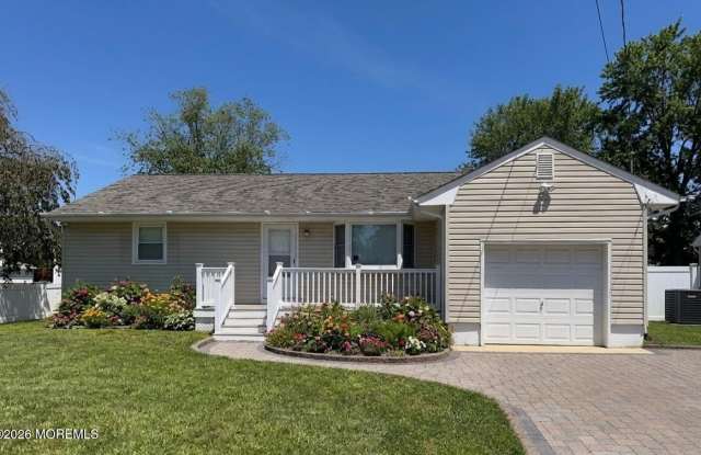 2305 Oak Tree Road photos photos