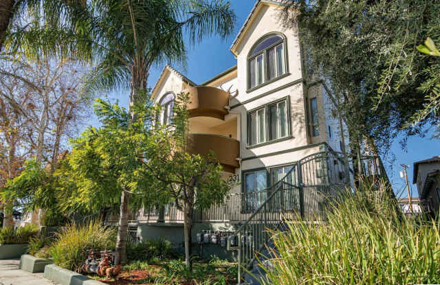 231 E Burbank Boulevard - 231 Burbank Boulevard, Burbank, CA 91502