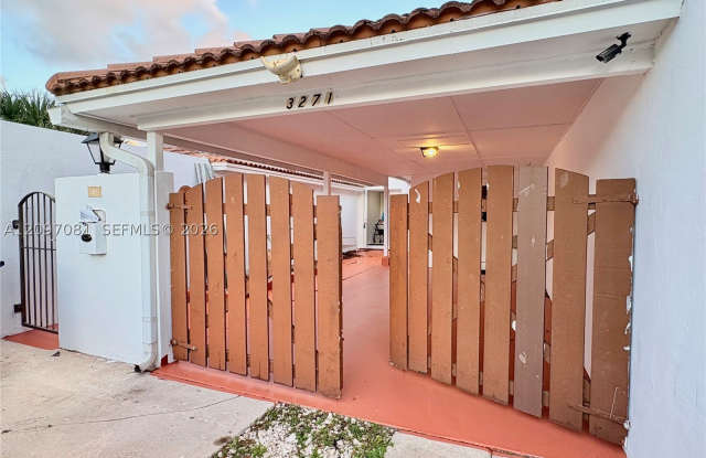 3271 Coral Springs Dr Gallery 1